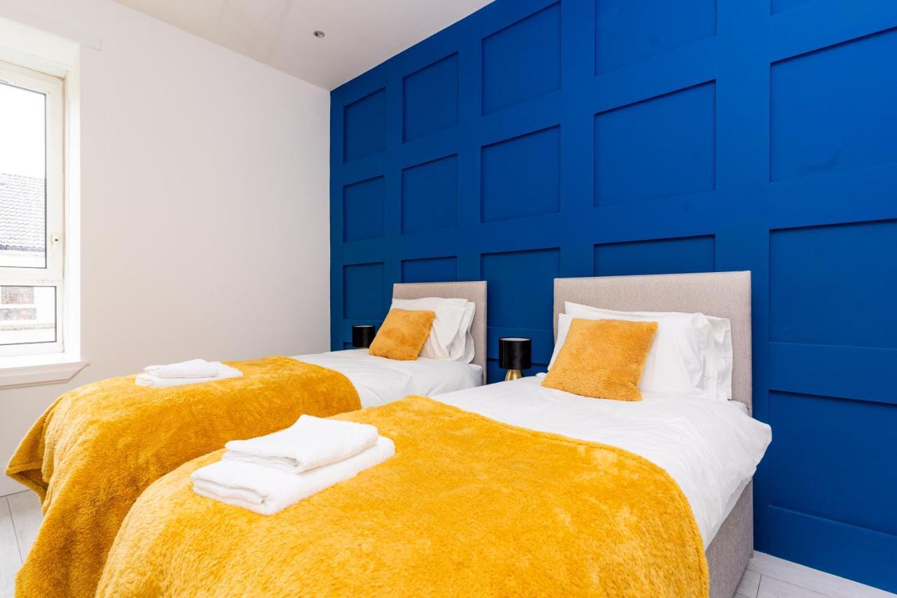 Cheerful 2 Bedroom Homely Apartment, Sleeps 6 Guest Comfy, 3X Double Bed, Parking, Free Wifi, Suitable For Business, Leisure Guest,Glasgow, Glasgow West End, Near City Centre Dış mekan fotoğraf